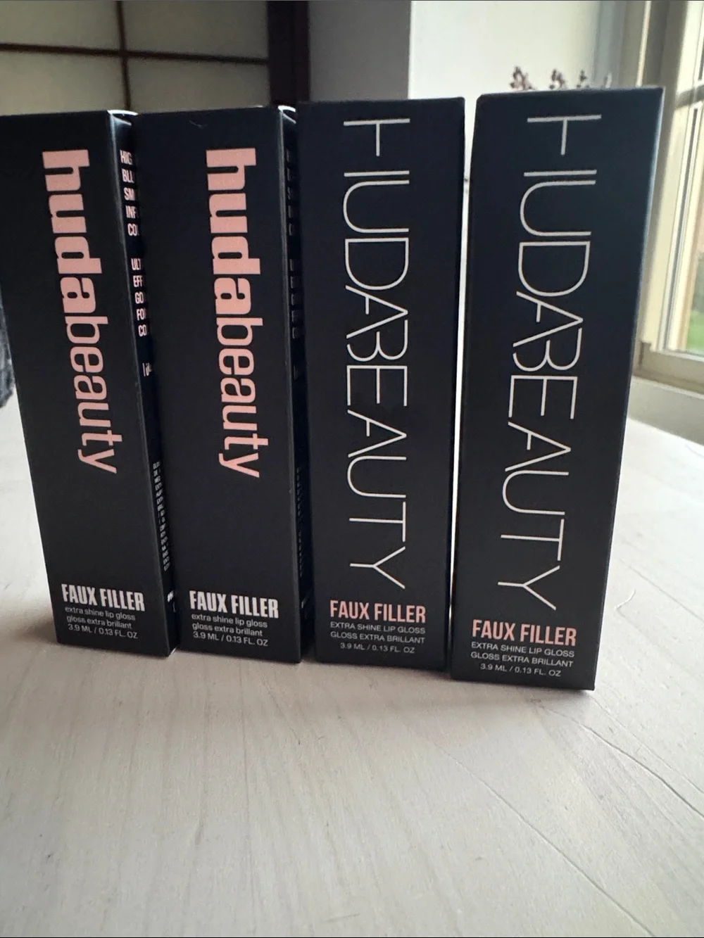 HUDA BEAUTY boxes huda